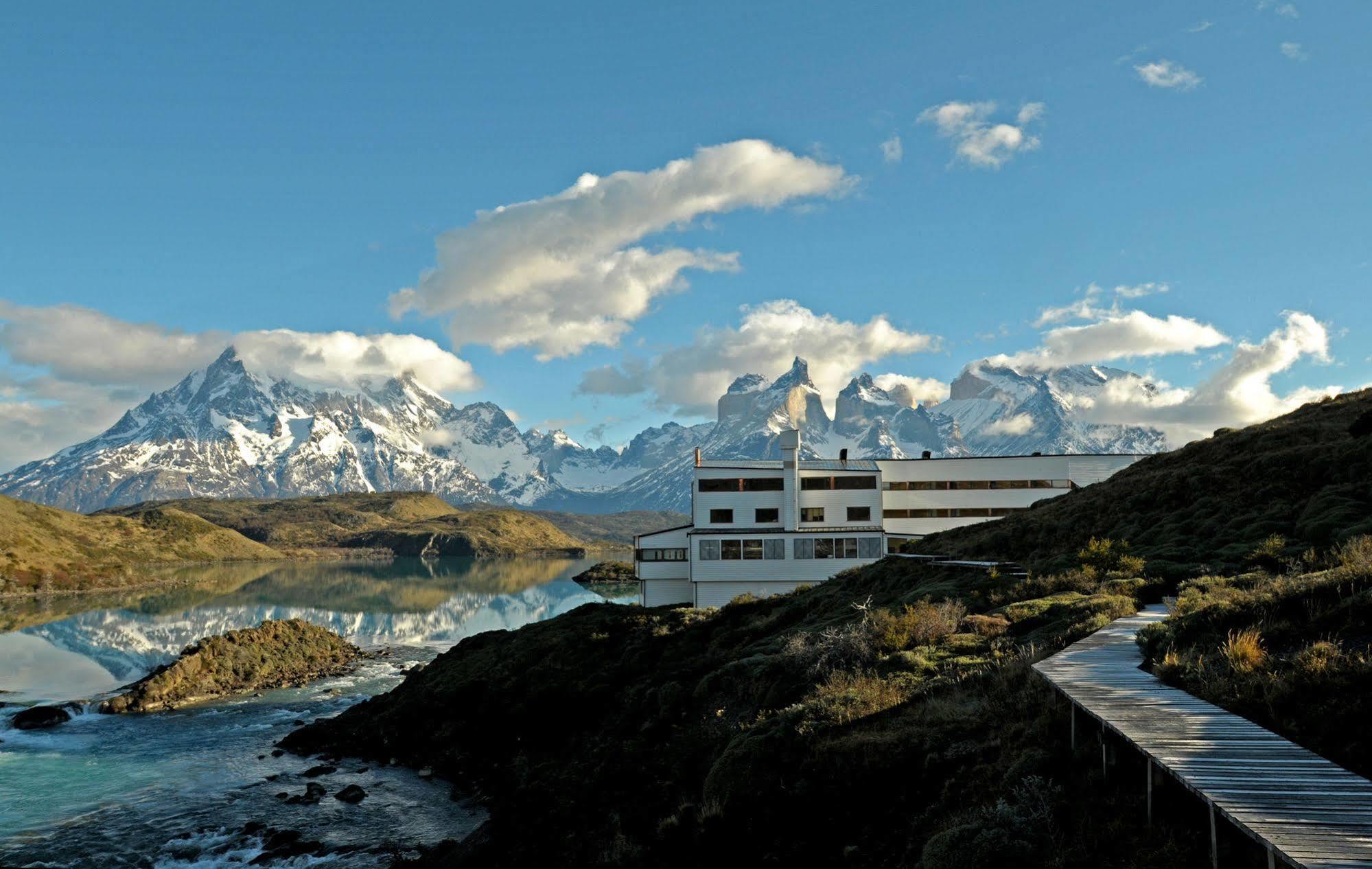 Explora En Torres Del Paine Villa Torres del Paine National Park Buitenkant foto